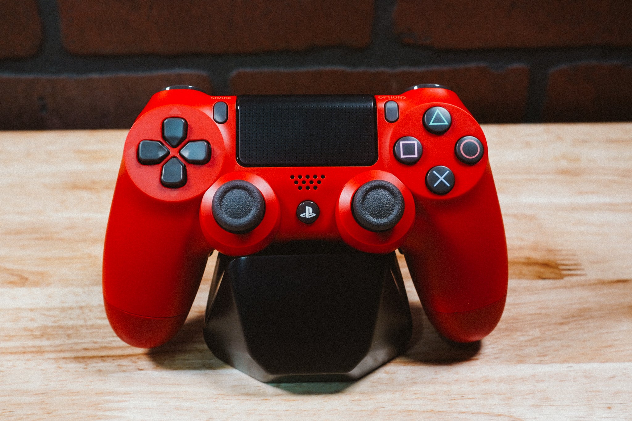 24 Hour Ships Tactical Red Cinch PS4 - Cinch Gaming